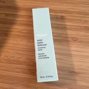 Glossier mint balm Dotcom